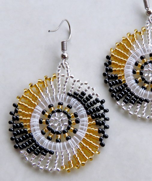 african beaded earrings circle gold silver black 1