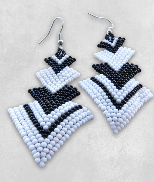 african beaded earrings singita black white 311
