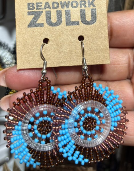 beaded-earring-small-circle-aqua-copper-chocolate-2