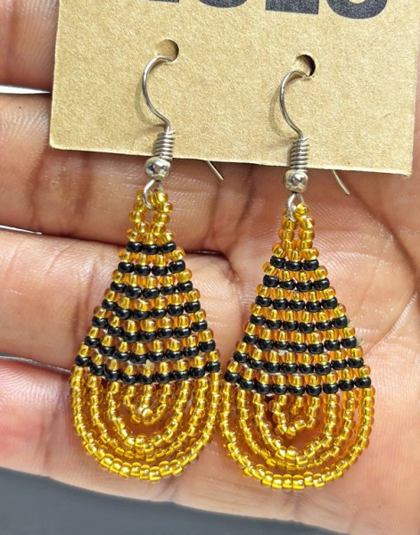 Small Beaded Ear Rings Teardrop Gold Black