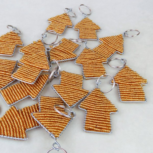 beaded house keyring gold 1
