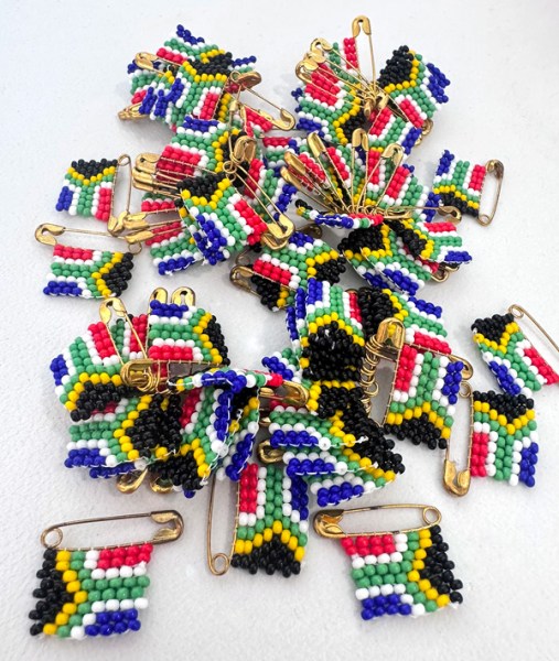 beaded-sa-flag-pin-miniature-wholesale