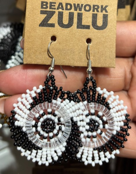 Circle Earrings Black White