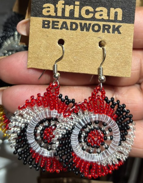 beaded-small-circle-earring-red-silver-black
