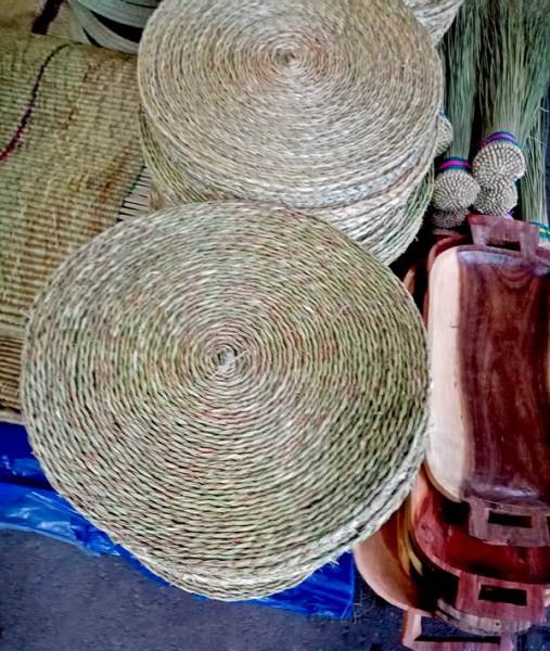 grass-table-mats4