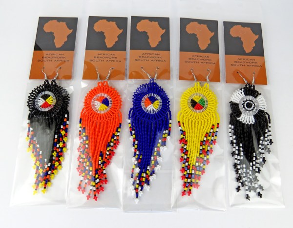 small circle tassel earrings packaging 3